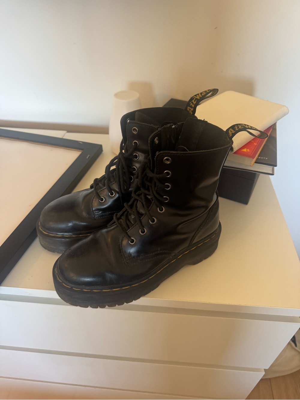 Platform Dr Martens - Women’s 8.5 Black